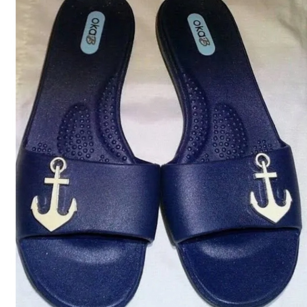 Oka B sandals, like new